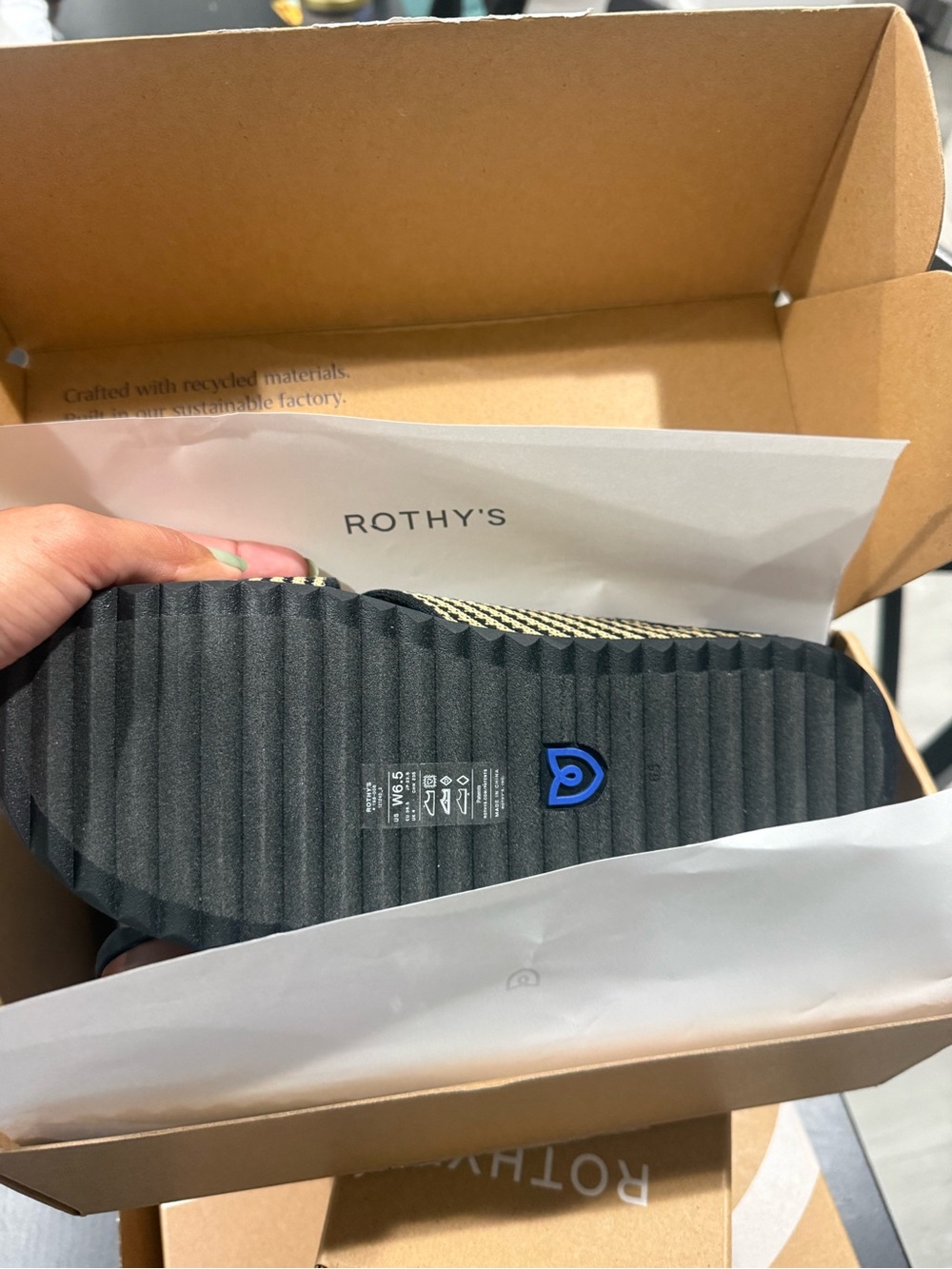 Rothy’s the Weekend Slide in Toffee Stripe size 6.5 New in Box! - Picture 4 of 5